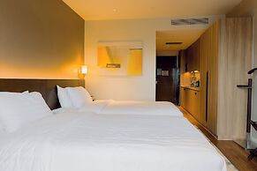 Hotel Residences at Acqua