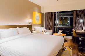 Hotel Residences at Acqua