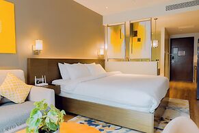 Hotel Residences at Acqua