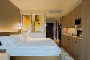 Hotel Residences at Acqua