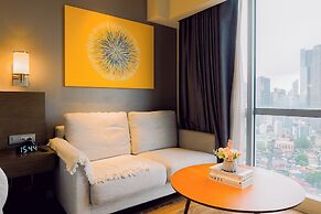 Hotel Residences at Acqua