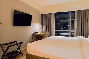Hotel Residences at Acqua