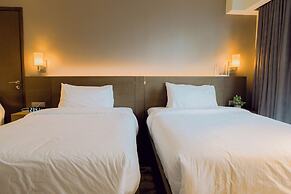 Hotel Residences at Acqua
