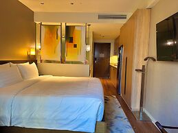 Hotel Residences at Acqua