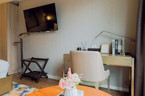 Hotel Residences at Acqua