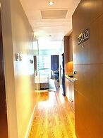 Hotel Residences at Acqua