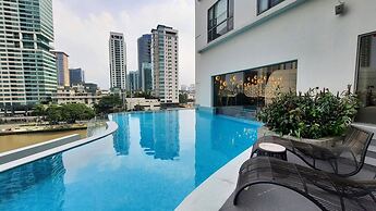 Hotel Residences at Acqua