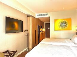 Hotel Residences at Acqua