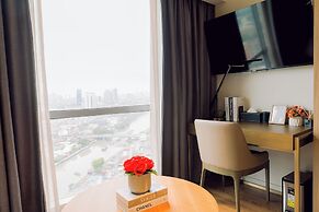 Hotel Residences at Acqua