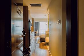 Hotel Residences at Acqua