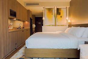 Hotel Residences at Acqua