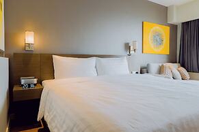 Hotel Residences at Acqua