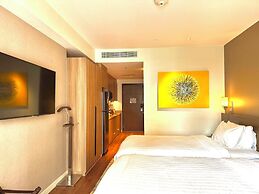 Hotel Residences at Acqua