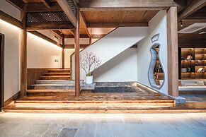 Bajiazhan Yulin Yuchi Homestay