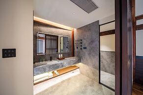 Bajiazhan Yulin Yuchi Homestay