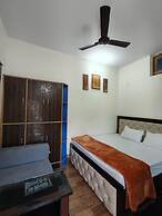 Sri Shakti Hotel & Restaurant