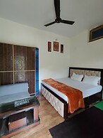Sri Shakti Hotel & Restaurant