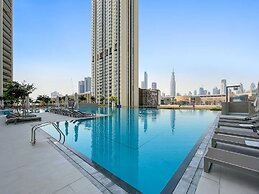Vogue | Downtown with Direct Access to Dubai Mall