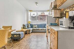 2BR Apt Next to Vienna Vibrant Center