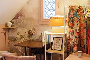 Artists Hideaway in Cowfold
