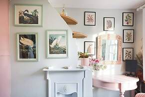 Artists Hideaway in Cowfold