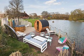 Tiny House in Wonderland