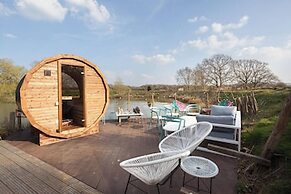 Tiny House in Wonderland