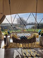 Romantic Lakeview Dome