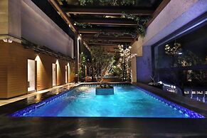 Gamalan Star Hotel