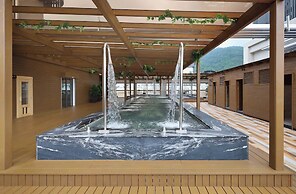 Gamalan Star Hotel