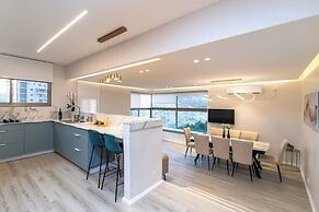 Luxury apartment with panoramic view
