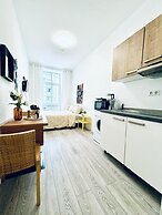 Cozy and Affordable Palace Studio