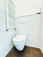 Cozy and Affordable Palace Studio