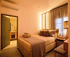 Themis Goddess Cave Suites