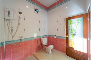 Fantastic 7 Bungalow Private Resort BR7