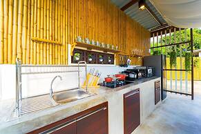 Fantastic 7 Bungalow Private Resort BR7