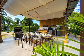 Fantastic 7 Bungalow Private Resort BR7