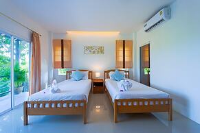 Fantastic 7 Bungalow Private Resort BR7