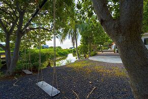 Fantastic 7 Bungalow Private Resort BR7