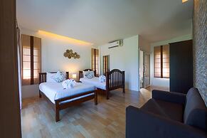 Fantastic 7 Bungalow Private Resort BR7