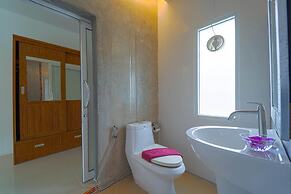 Fantastic 7 Bungalow Private Resort BR7