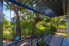 Fantastic 7 Bungalow Private Resort BR7
