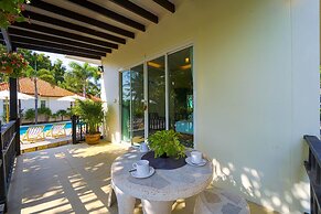 Fantastic 7 Bungalow Private Resort BR7