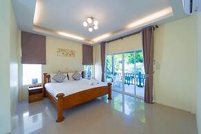 Fantastic 7 Bungalow Private Resort BR7