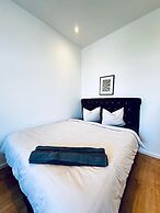Family 3BR Apartment Near Alterlaa