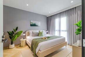 Brand new near Boat Avenue C250