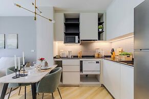 Brand new near Boat Avenue C250