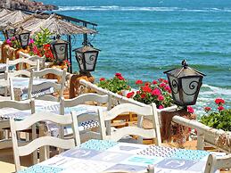 Sanders Solemare - Large Apt w Balcony and Seaview