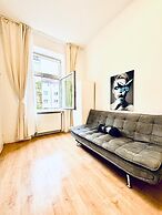 Comfortable 5BR Stay Near Westbahnhof