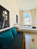 Comfortable 5BR Stay Near Westbahnhof